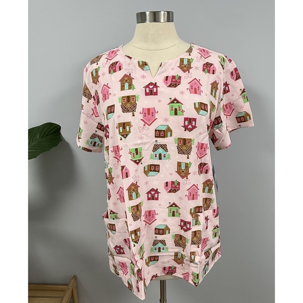 NWT Zoe + Chloe Holiday Scrub Top Large Pink Gingerbread Houses Christmas Scrubs